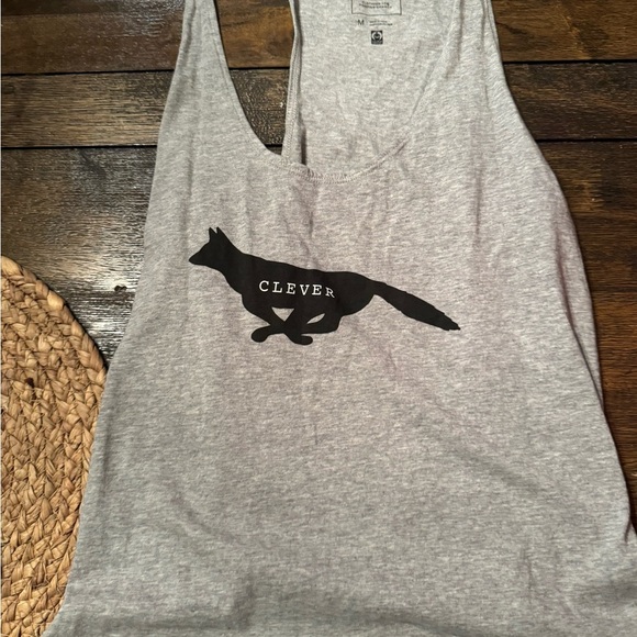 PrAna Size Med “clever” tank - Picture 2 of 3